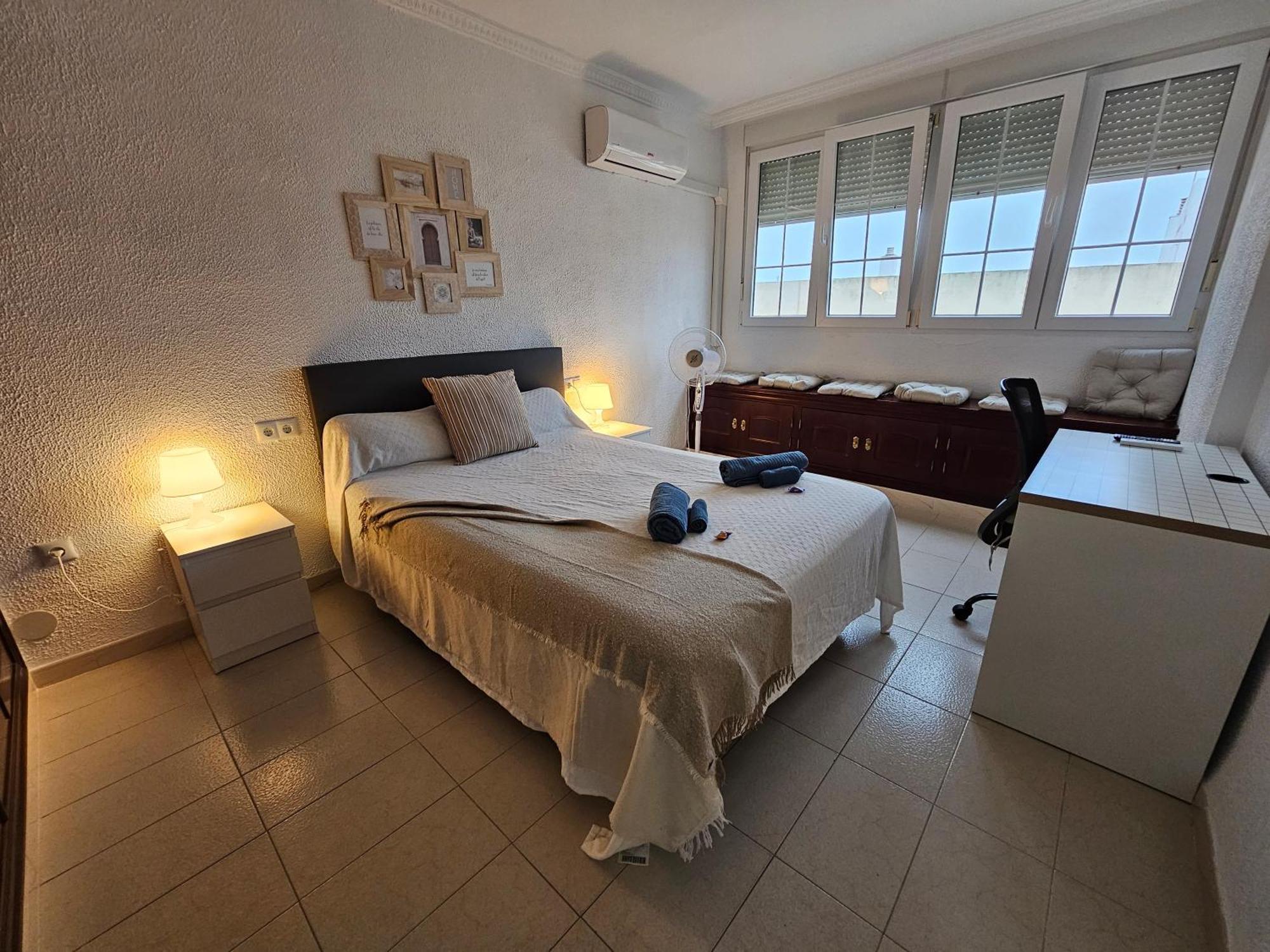 Apartamento Granja - A 5 Min De La Playa Καντίζ Εξωτερικό φωτογραφία